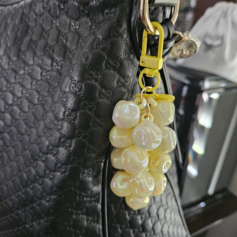 Acrylic Beads Grape and Heart Bag/Keychain - Picture 5 of 5
